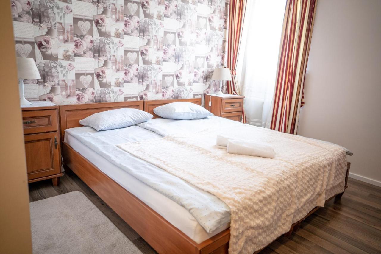Gyula Panzio Hotel Luaran gambar