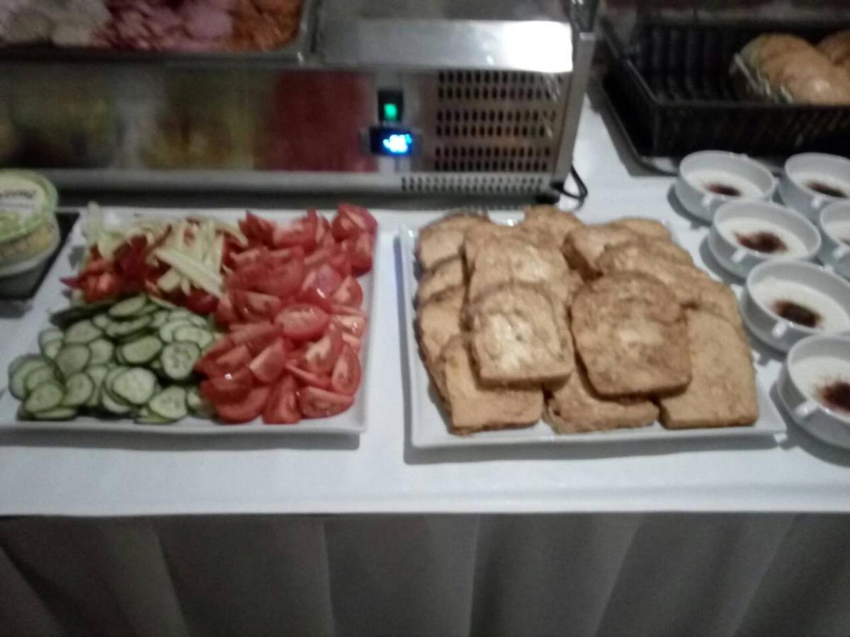 Gyula Panzio Hotel Luaran gambar