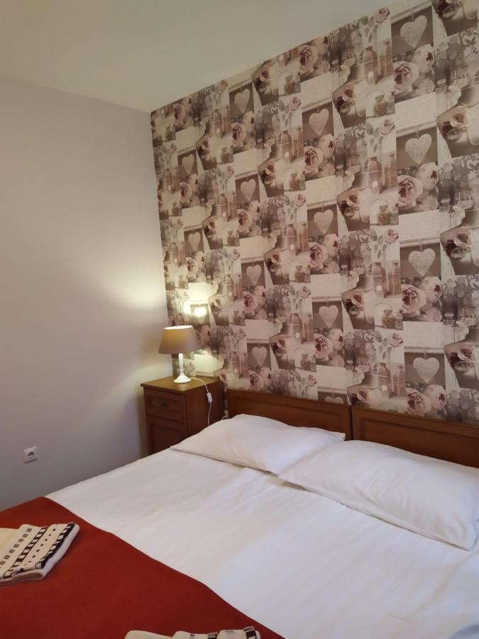 Gyula Panzio Hotel Luaran gambar